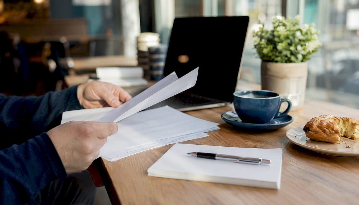 ATS vs Job Board: What Recruiters Need to Know